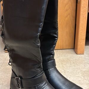 Women's Black Knee-High Boots